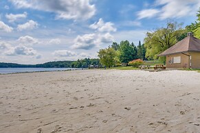 Family-friendly Dubois Cabin w/ Community Pool!