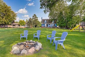 Saint Helen Lake House w/ Private Beach & Fire Pit