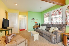 Saint Helen Lake House w/ Private Beach & Fire Pit