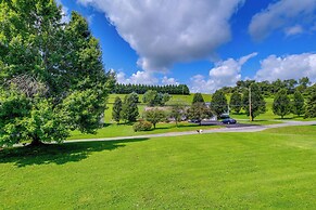 Dog-friendly Home w/ Mtn Views in Chilhowie!