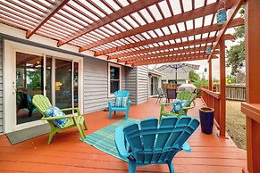 Pet-friendly Reno Hideaway w/ Private Hot Tub!