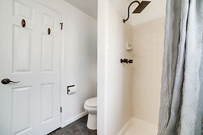 Pet-friendly Reno Hideaway w/ Private Hot Tub!
