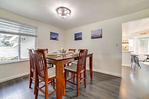 Pet-friendly Reno Hideaway w/ Private Hot Tub!