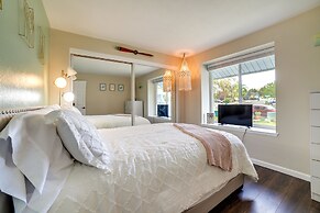 Pet-friendly Reno Hideaway w/ Private Hot Tub!