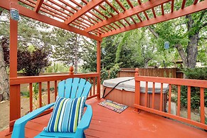 Pet-friendly Reno Hideaway w/ Private Hot Tub!