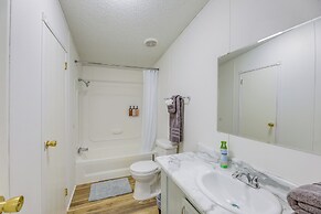 Tranquil Elgin Getaway w/ Private Deck & Patio!