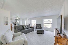 Tranquil Elgin Getaway w/ Private Deck & Patio!