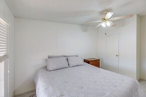 Tranquil Elgin Getaway w/ Private Deck & Patio!