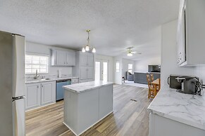 Tranquil Elgin Getaway w/ Private Deck & Patio!