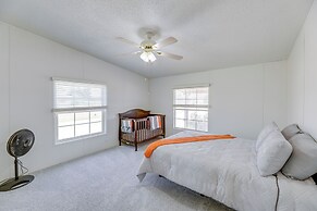 Tranquil Elgin Getaway w/ Private Deck & Patio!