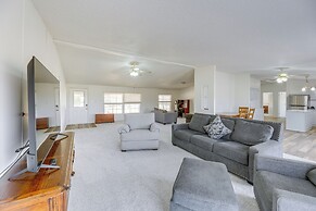 Tranquil Elgin Getaway w/ Private Deck & Patio!