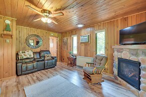 Grill & Fire Pit: Waterfront Cameron Retreat!