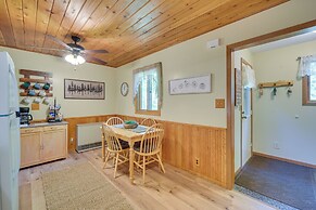 Grill & Fire Pit: Waterfront Cameron Retreat!