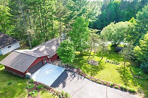 Grill & Fire Pit: Waterfront Cameron Retreat!
