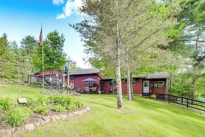 Grill & Fire Pit: Waterfront Cameron Retreat!