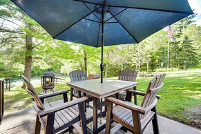 Grill & Fire Pit: Waterfront Cameron Retreat!