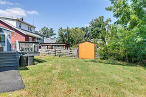 Charming Edgemere Home w/ Deck & Grill!