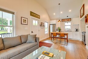 Modern Solomons Cottage Rental - Walk to Island!