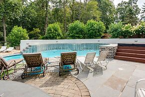 Centrally Located Harleysville Home w/ Pool
