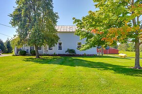 Cozy Greenwich Vacation Rental w/ Fire Pit