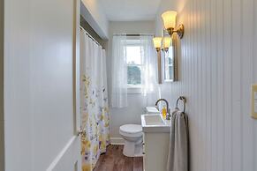 Cozy Greenwich Vacation Rental w/ Fire Pit