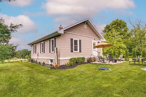 Country Home Near EIU & Lake Charleston!