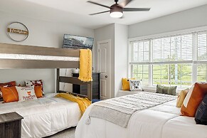 Shelbyville Farmhouse w/ Hot Tub, Fire Pit & Grill