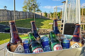 Shelbyville Farmhouse w/ Hot Tub, Fire Pit & Grill