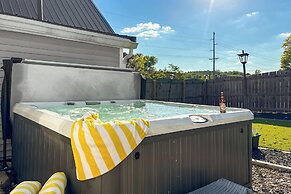 Shelbyville Farmhouse w/ Hot Tub, Fire Pit & Grill