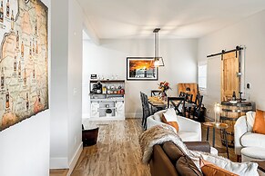 Shelbyville Farmhouse w/ Hot Tub, Fire Pit & Grill