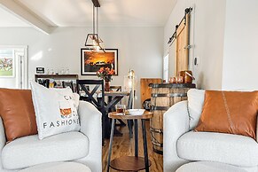 Shelbyville Farmhouse w/ Hot Tub, Fire Pit & Grill