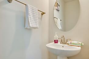 Spacious Hedgesville Retreat ~ 5 Mi to Golf Course