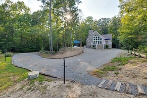 Waterfront Hartfield Vacation Rental w/ Dock!