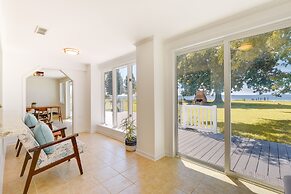 Sun-dappled Waterfront Home on Potomac River!