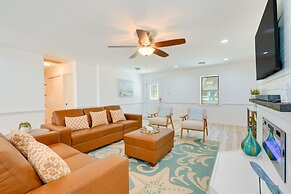 Sun-dappled Waterfront Home on Potomac River!