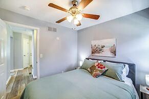 Quaint Olivet Cabin w/ Patio on Duck Lake!