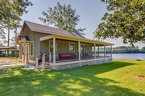 Escape to Nature: Lakefront Jay Cottage w/ Views!