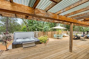 Modern Meadow Vista Vacation Home w/ Spacious Deck