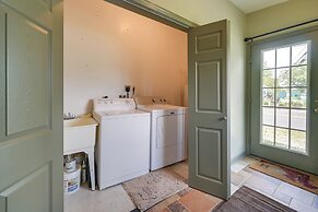 Cozy Fairfield Escape Near Historic Sites