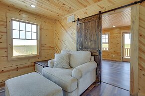 Peaceful Wyoming Cabin w/ Spacious Deck & Wet Bar!