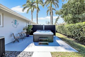 Family Friendly Fort Myers Vacation Rental w/ Pool