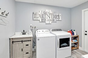 Family Friendly Fort Myers Vacation Rental w/ Pool