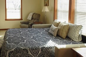 Dutch Country Home: 9 Mi to Sight & Sound Theater