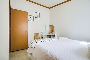 Dutch Country Home: 9 Mi to Sight & Sound Theater