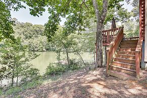 Double Springs Cabin Stay w/ Deck + Shared Dock!