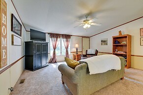 Sunny Florida Escape w/ Screened-in Patio & Grill!