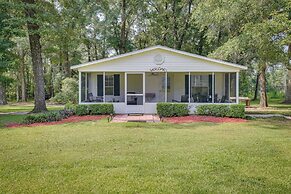 Sunny Florida Escape w/ Screened-in Patio & Grill!