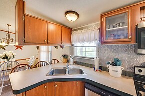 Sunny Florida Escape w/ Screened-in Patio & Grill!