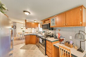 Sunny Florida Escape w/ Screened-in Patio & Grill!