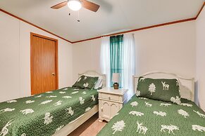 Sunny Florida Escape w/ Screened-in Patio & Grill!